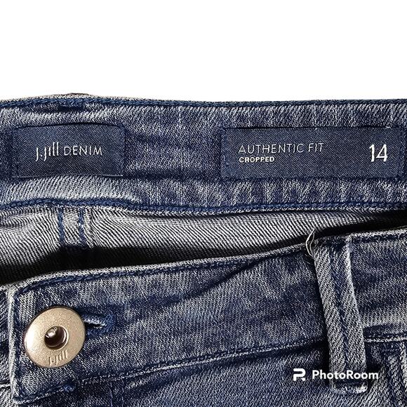 J. Jill Denim Authentic Fit Cropped Embroidered Blue Flowers Jeans Sz 14 Stretch - Picture 5 of 14